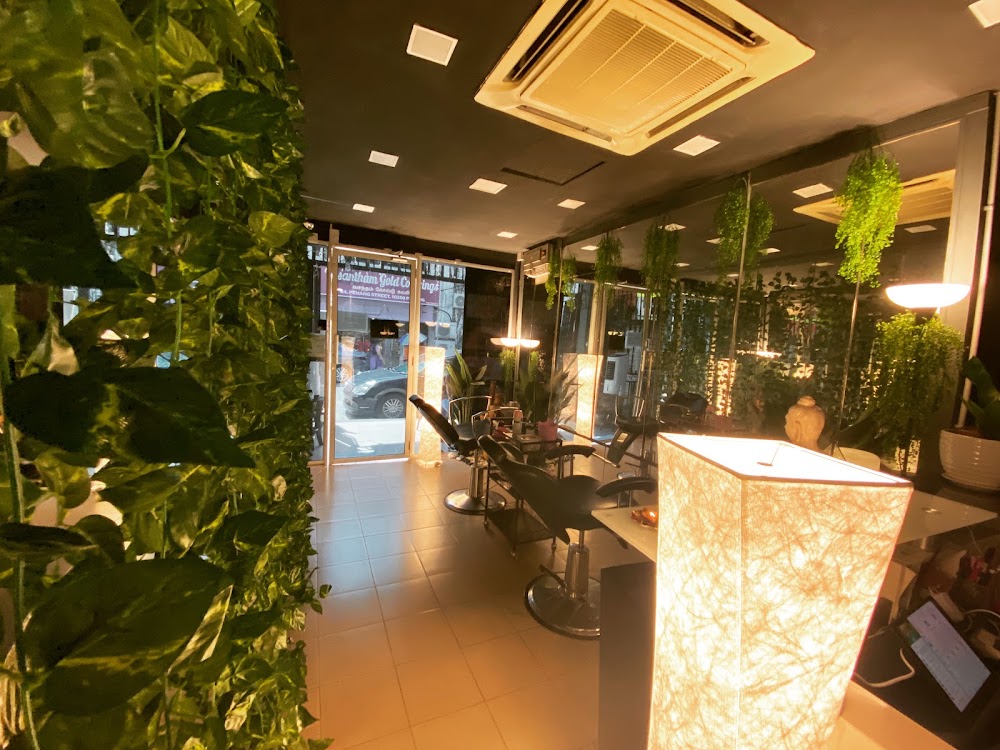 Chandnis Beauty Little India Penang Best Threading , Facial , Waxing Hair Salon , Rebonding , Hair cut , Hair Set , Hair Wash